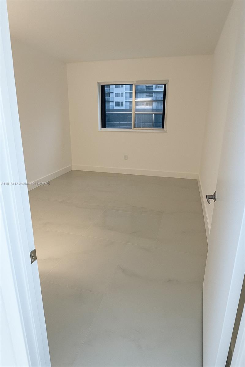 Miami Condo: 1750 Northeast 191st Street