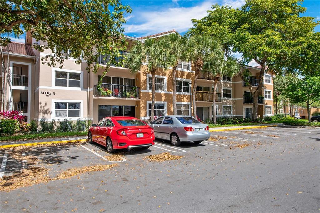 Coral Springs Condo: 8851 Wiles Road