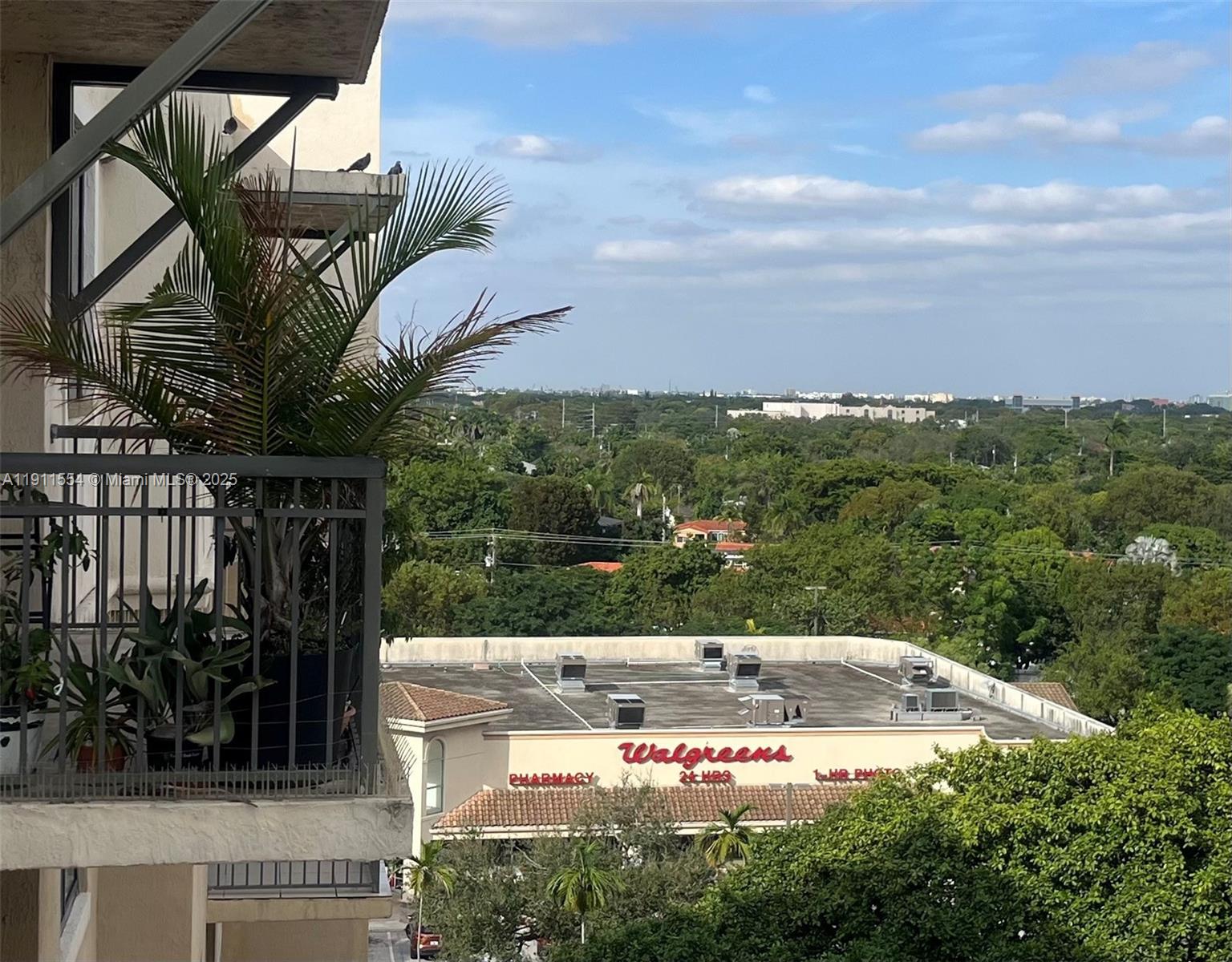 Miami Condo: 3590 Coral Way