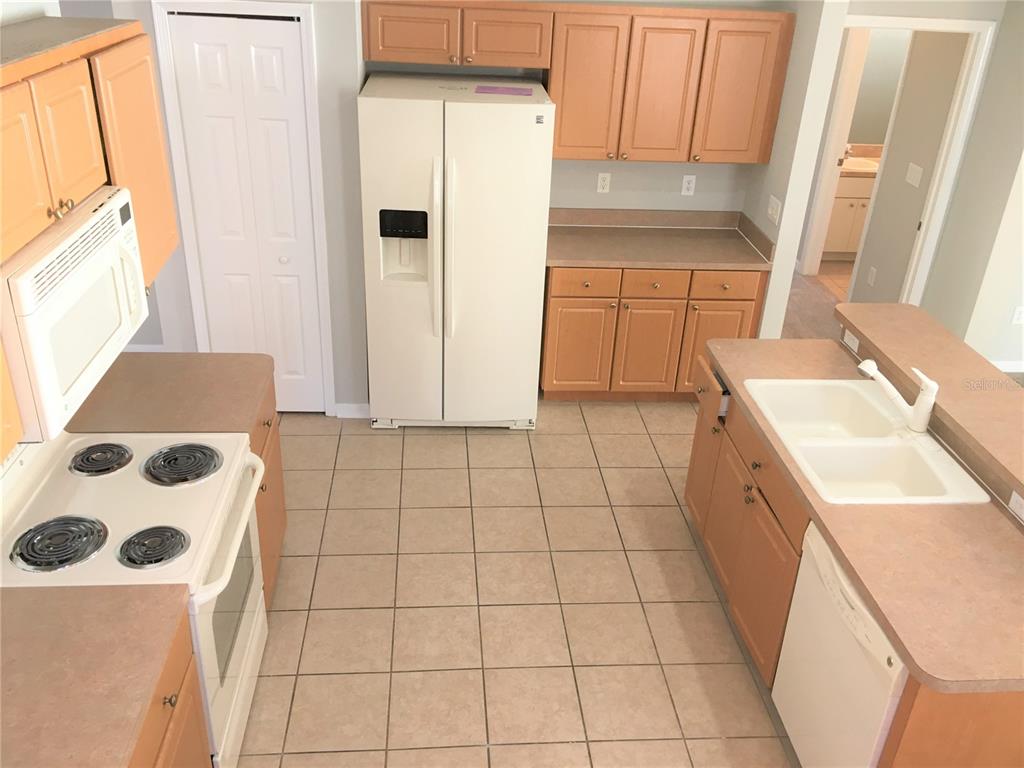 Ruskin Condo: 904 15th Street Northeast