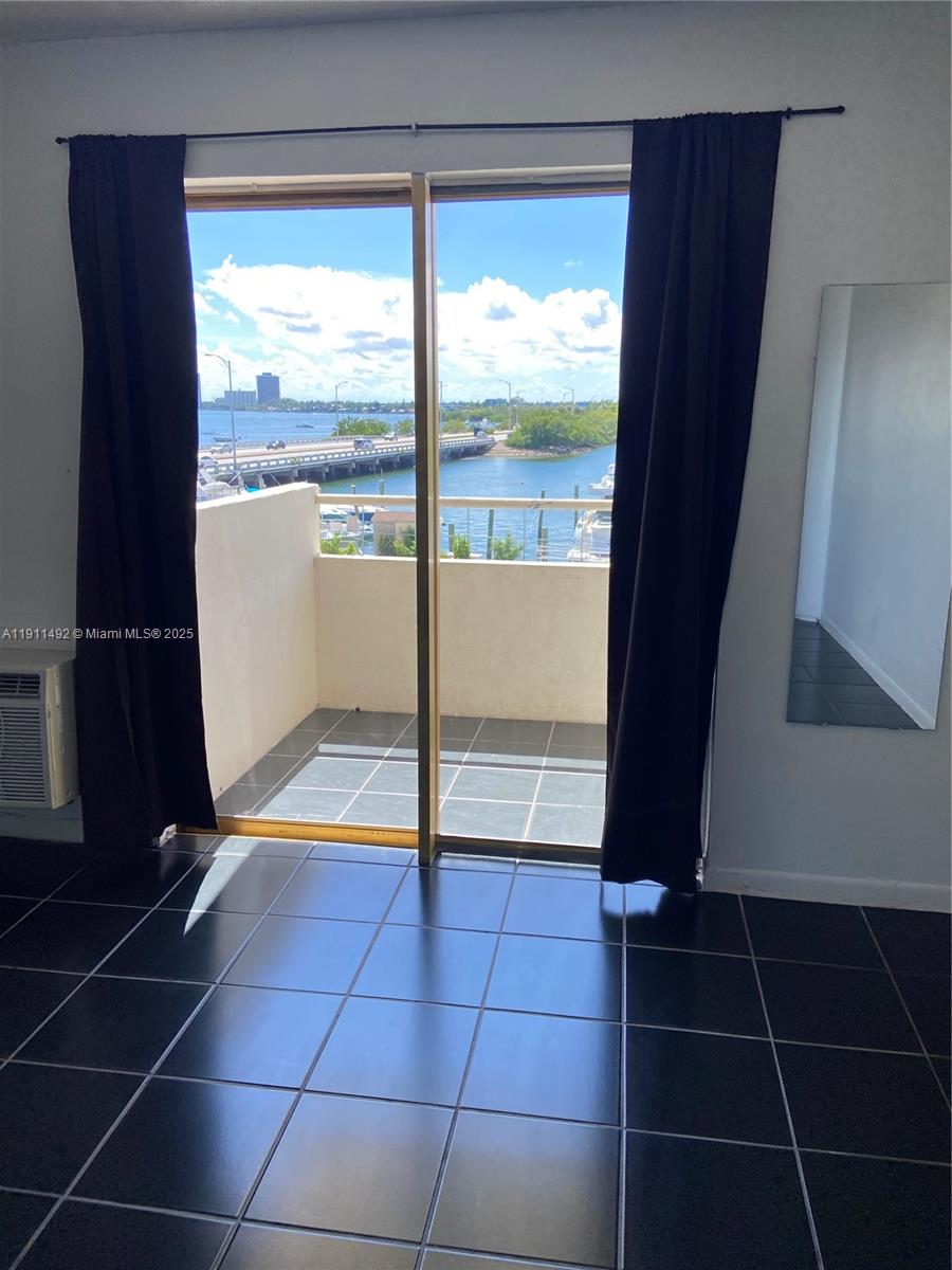 North Bay Village Condo: 7904 West Drive