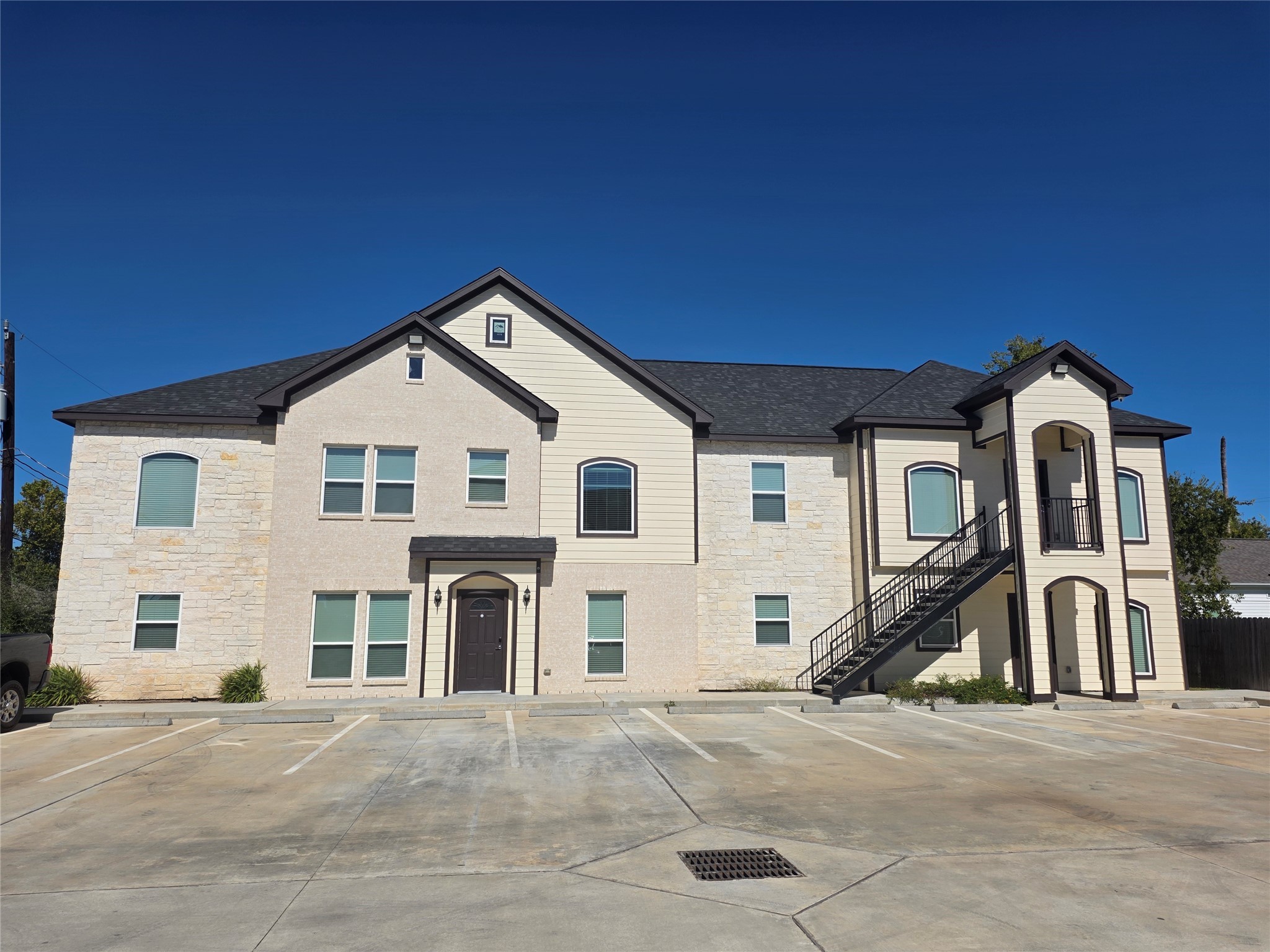 Houston Condo: 7823 Gladstone Street