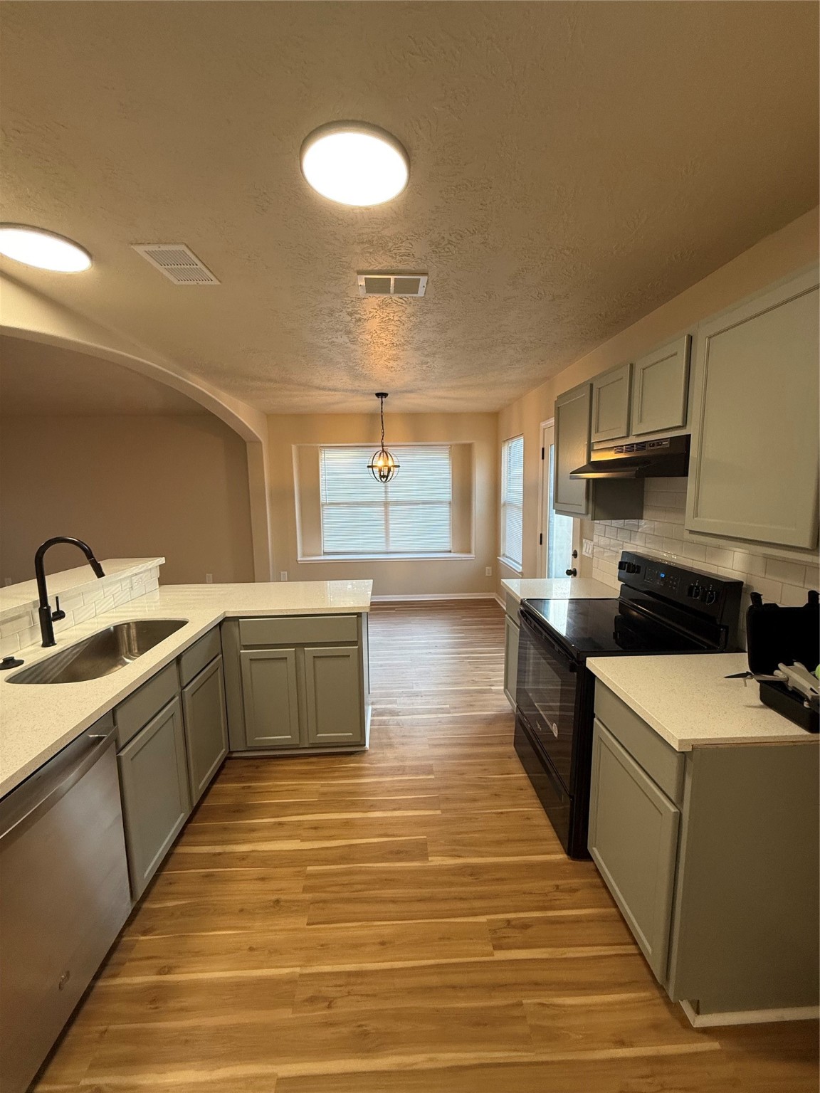 Willis Condo: 14159 Running Bear Drive