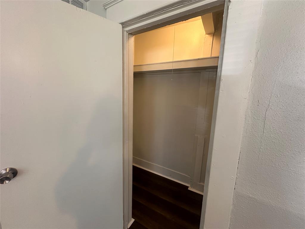 Dallas Condo: 819 North Marsalis Avenue