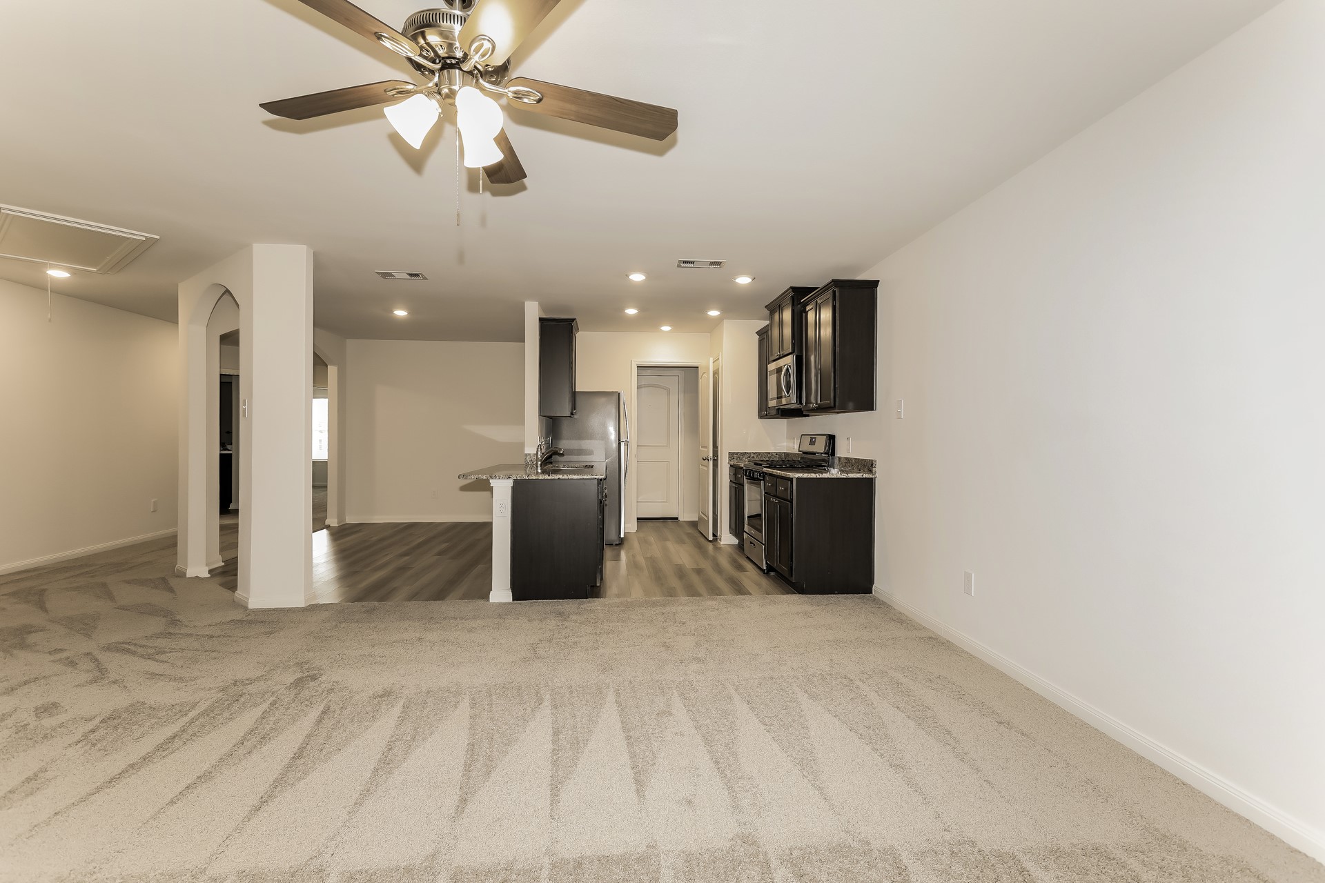 Magnolia Condo: 26861 Steinbeck Drive