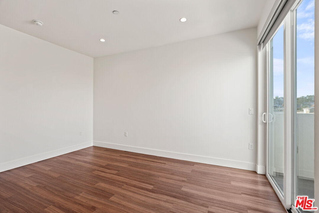 Los Angeles Condo: 3618 Dunn Drive