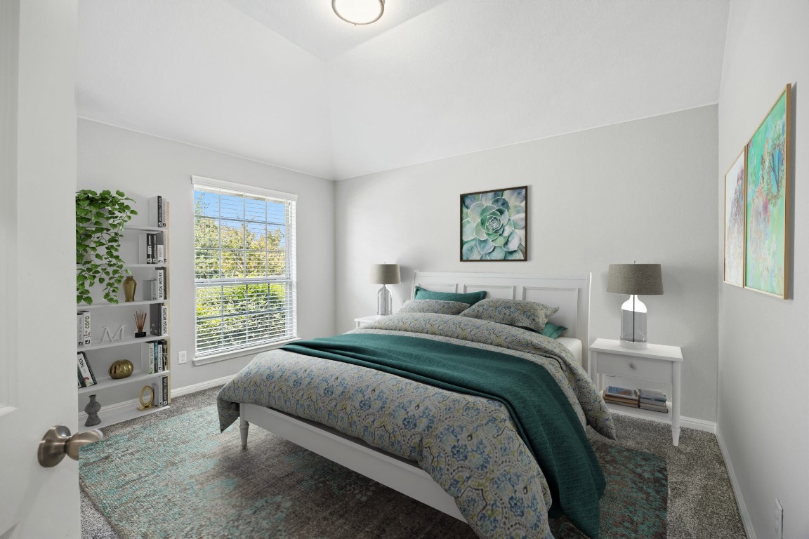 Hutto Condo: 140 West Highfield Street