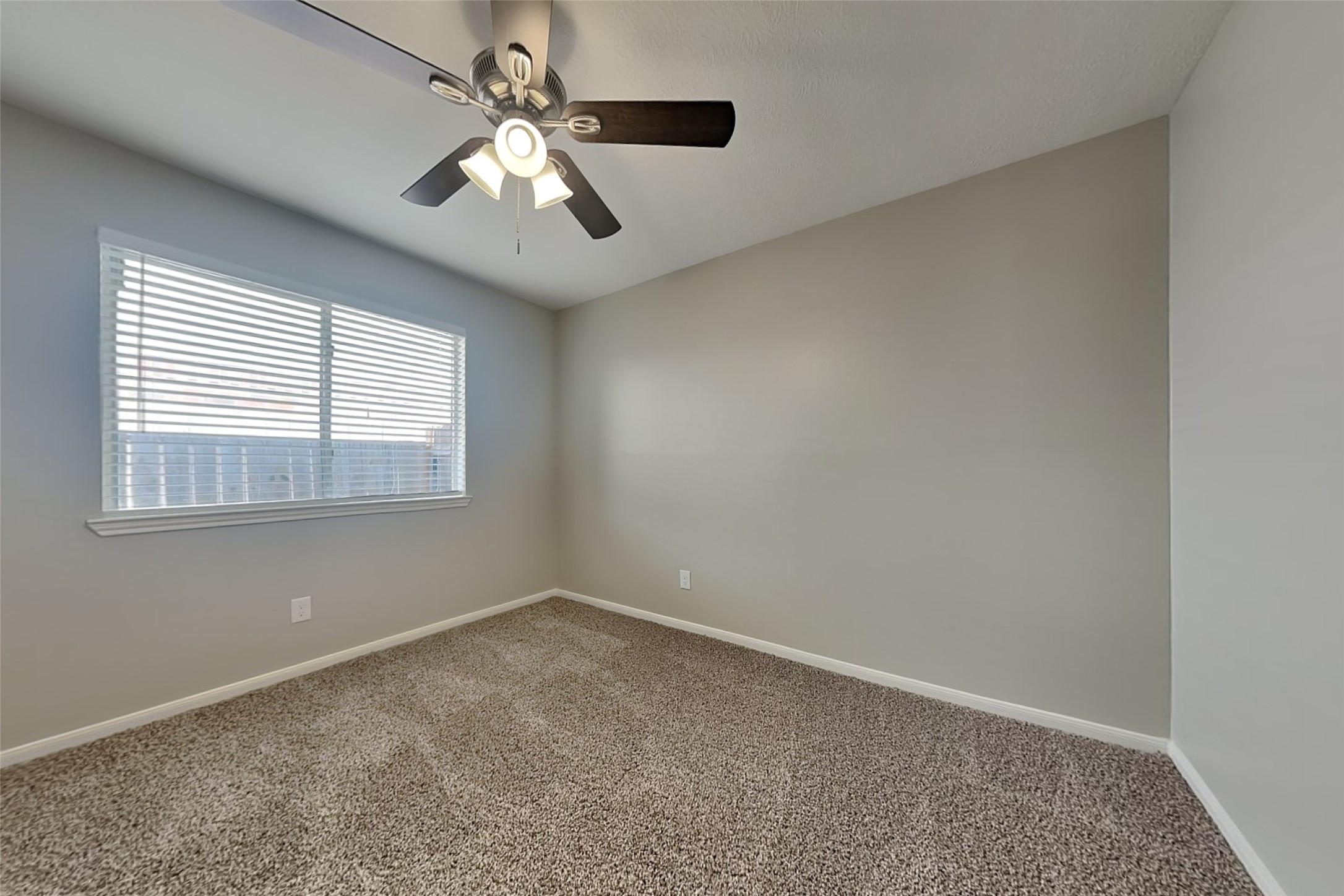 Spring Condo: 28807 Fox Lynn Drive