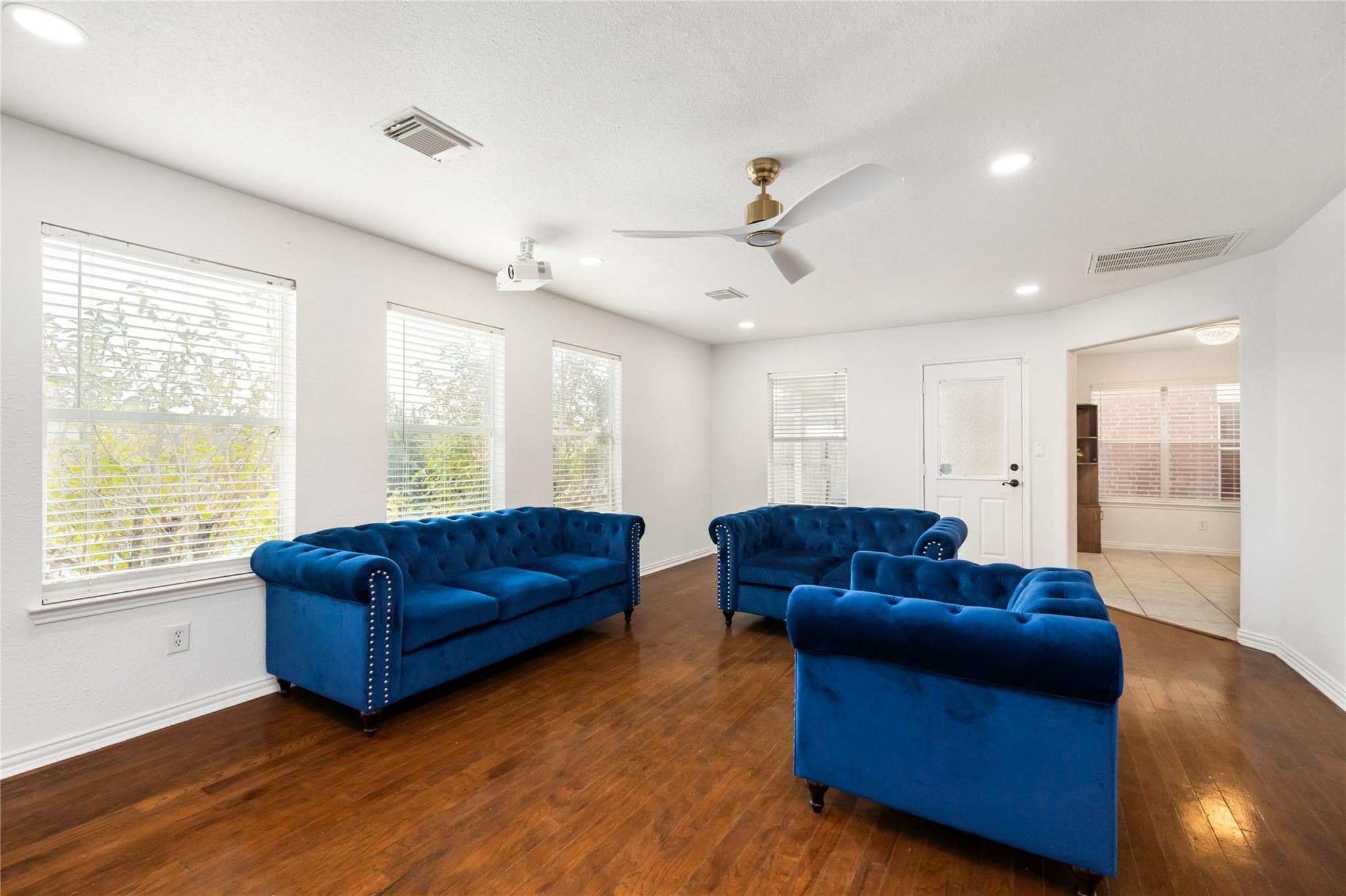 Houston Condo: 2042 Mickle Creek Drive