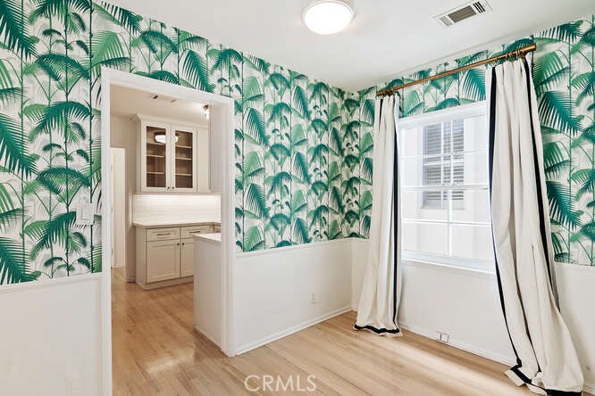 Santa Monica Condo: 515 San Vicente Boulevard