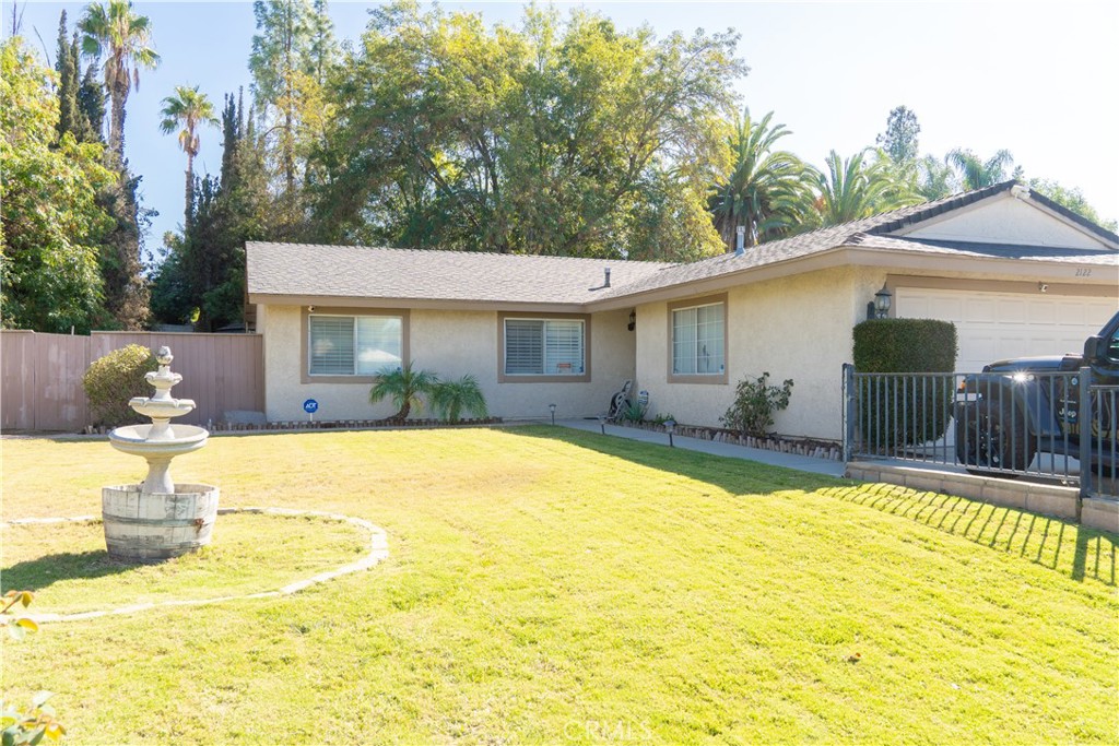 Riverside Condo: 2122 Trafalgar Avenue