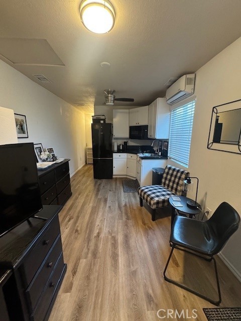 Claremont Condo: 1420 Oxford Avenue