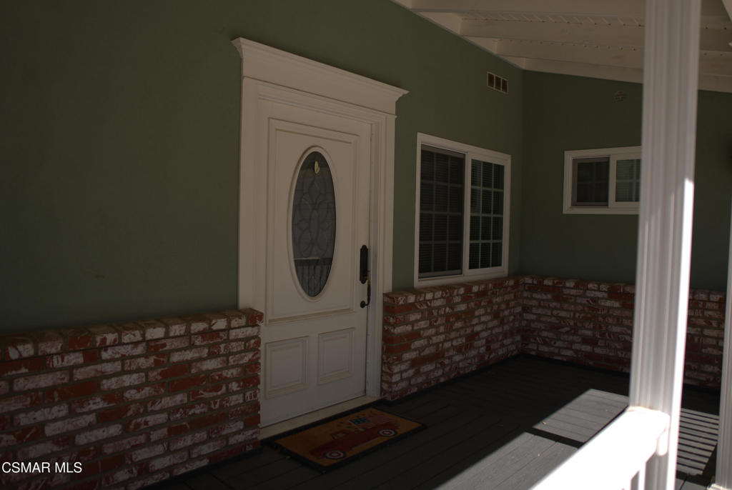 Simi Valley Condo: 4865 Leeds Street