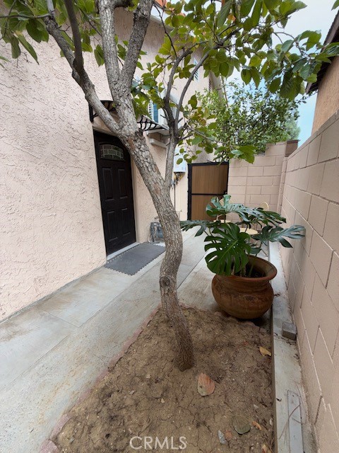 Northridge Condo: 18415 Tuba Street