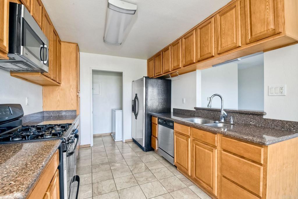 Oceanside Condo: 4218 Fiesta Way