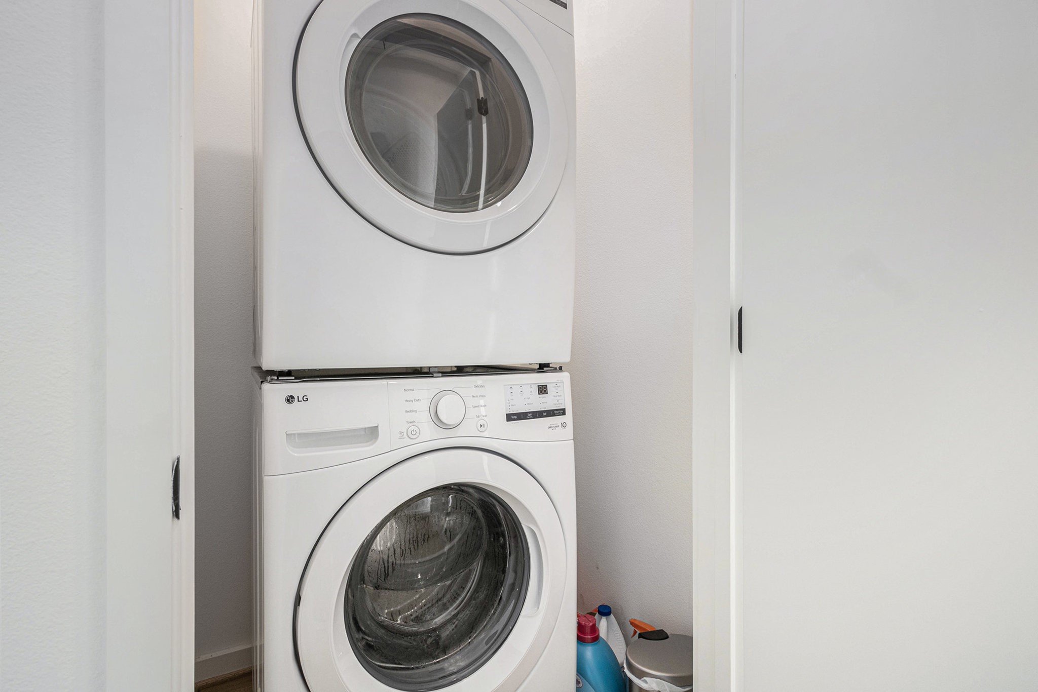 Houston Condo: 203 Danna Lane