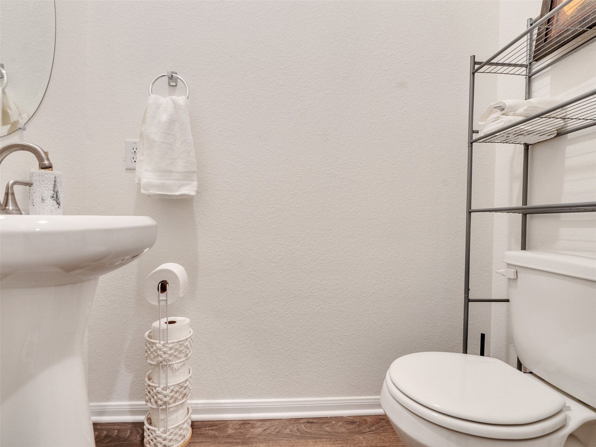 Richwood Condo: 405 Magnolia Lane