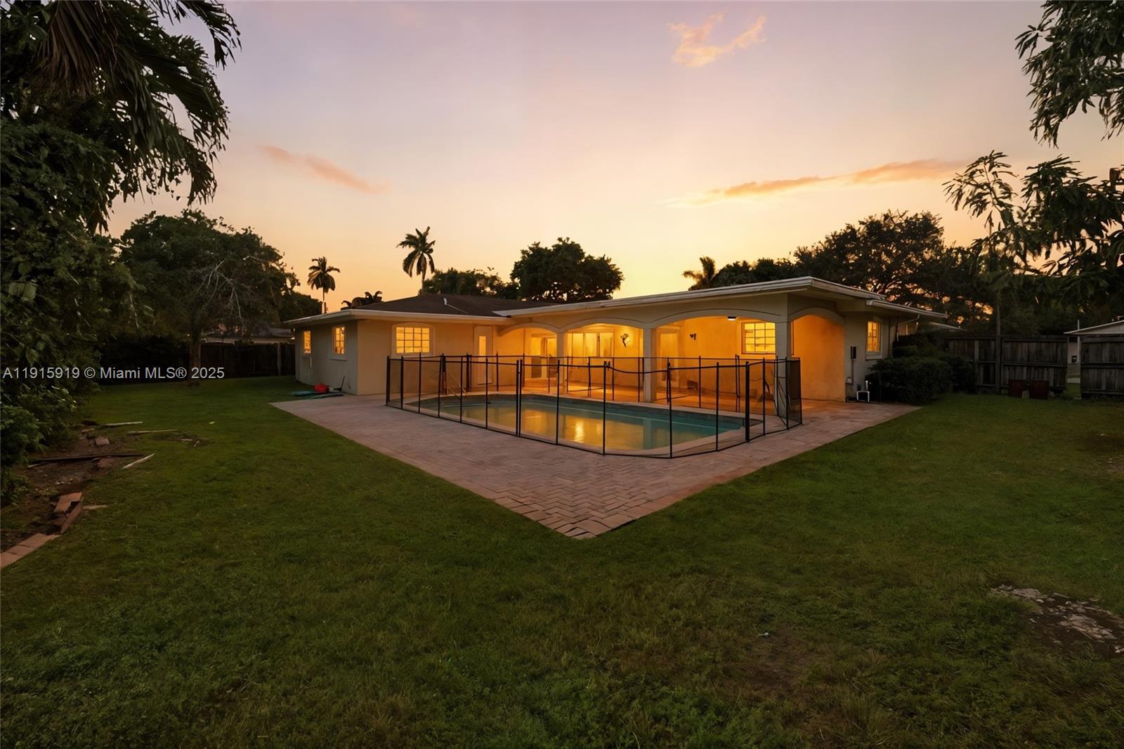 Plantation Condo: 7240 Northwest 7th Street