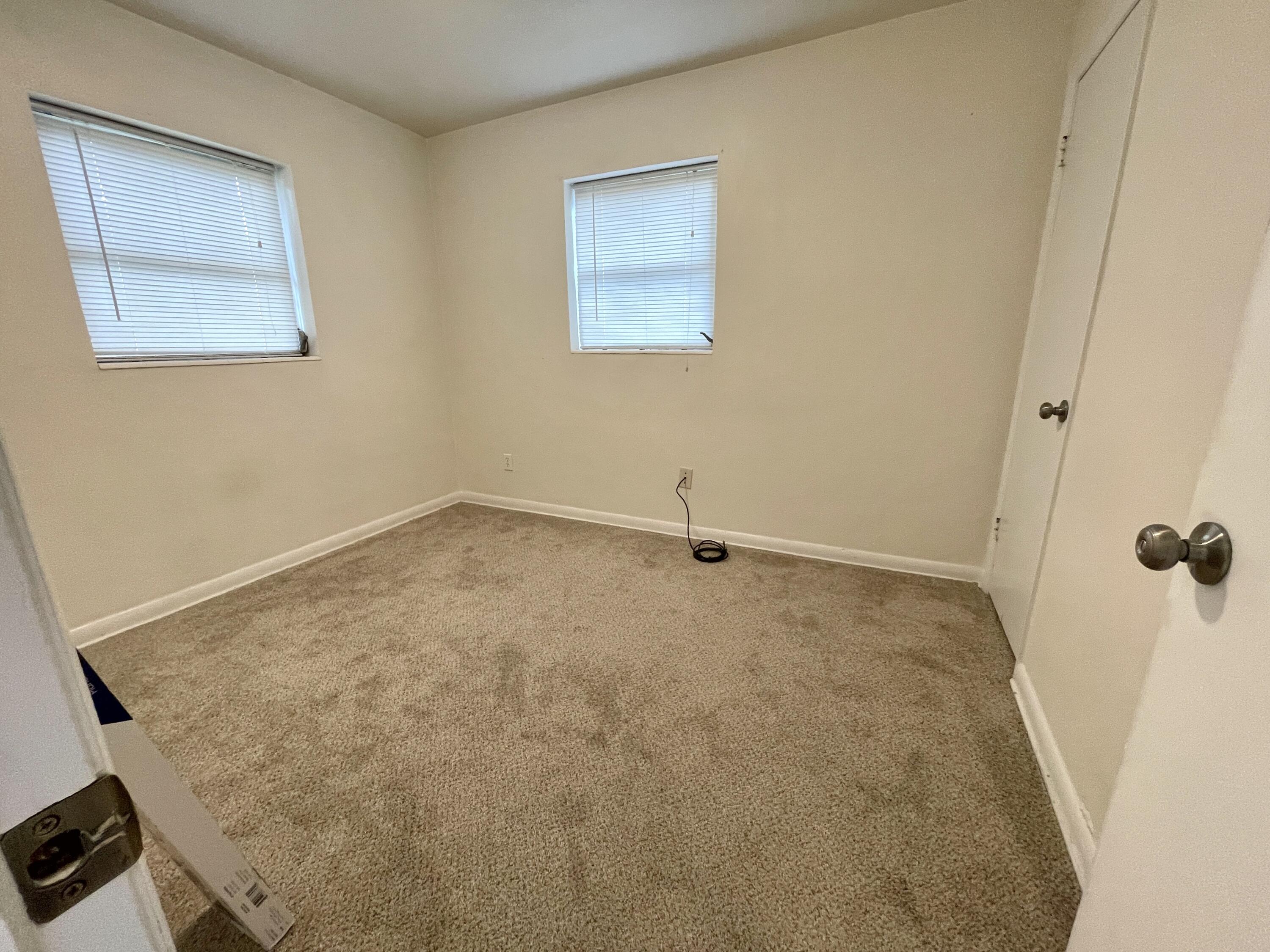 Mary Esther Condo: 450 Bryn Mawr Boulevard