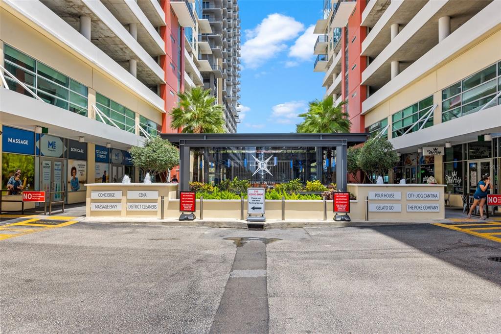 Tampa Condo: 1208 East Kennedy Boulevard