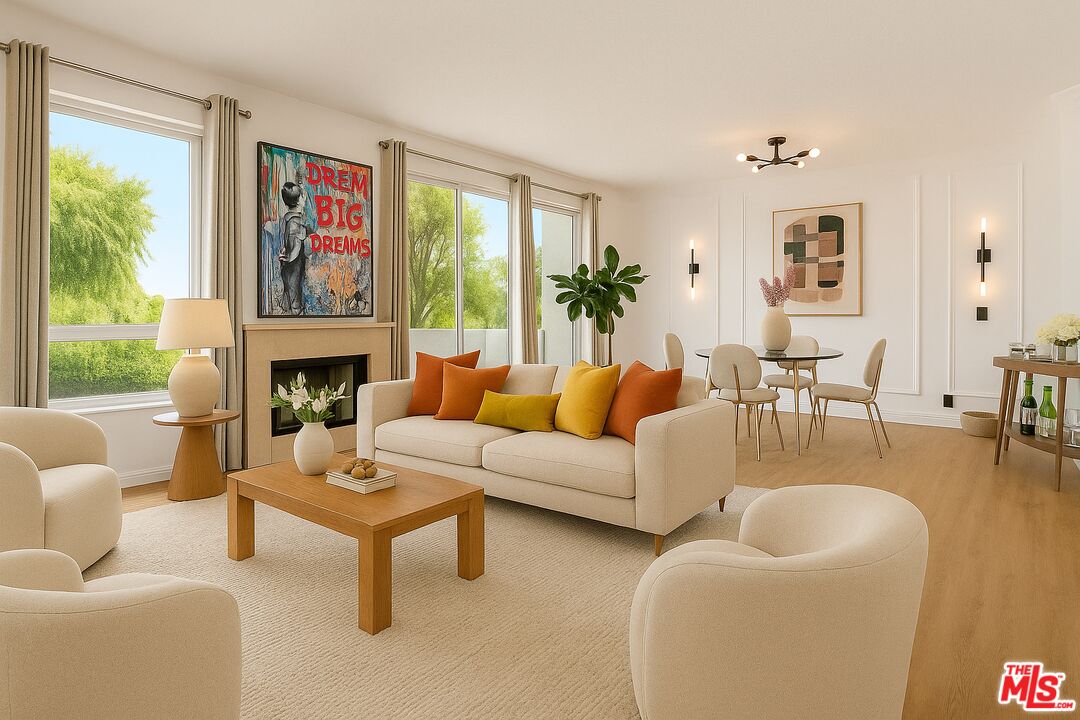 West Hollywood Condo: 8960 Cynthia Street