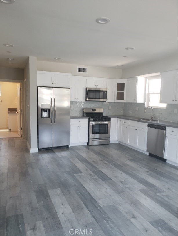 Los Angeles Condo: 4114 Oakwood Avenue