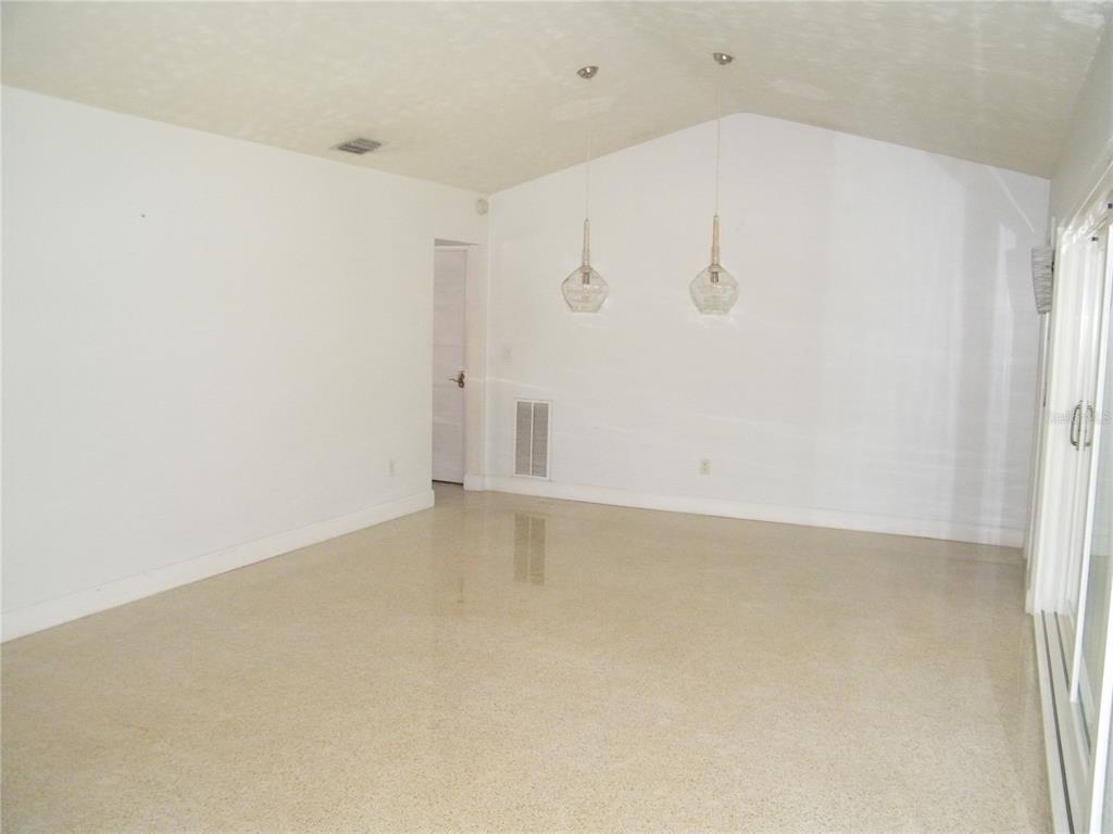 Safety Harbor Condo: 1060 Jesse Avenue