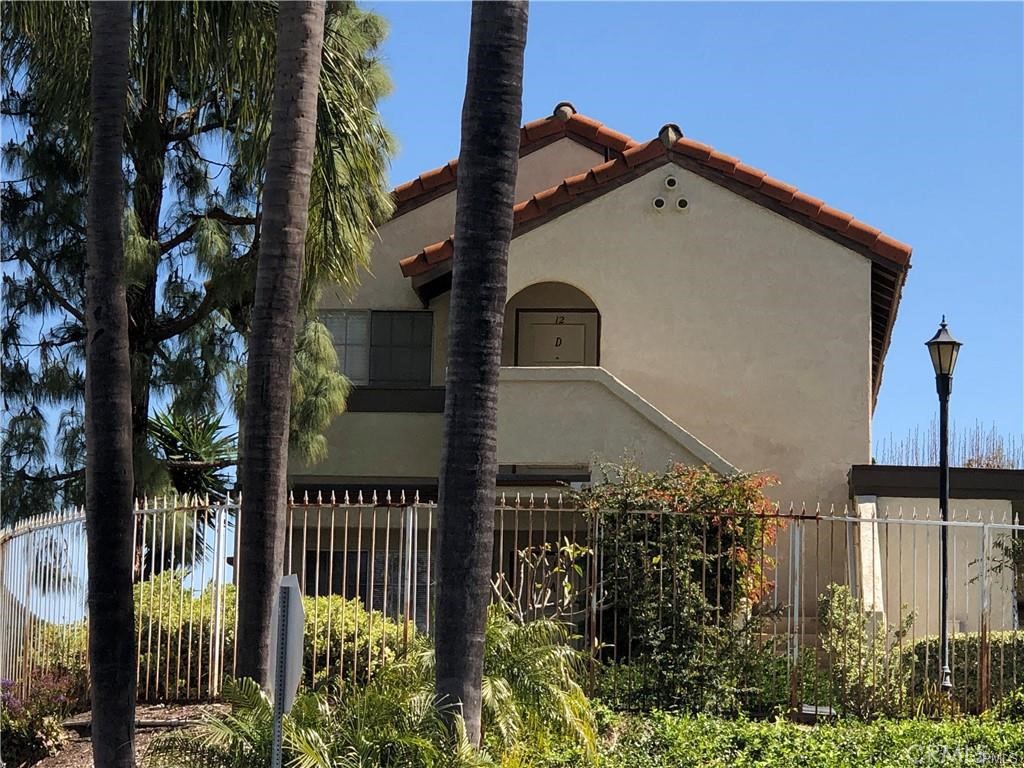 Mission Viejo Condo: 26131 La Real