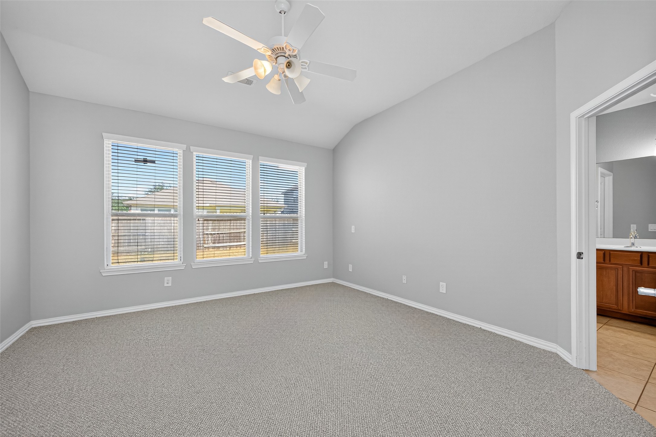 Tomball Condo: 26 Tidwillow Place