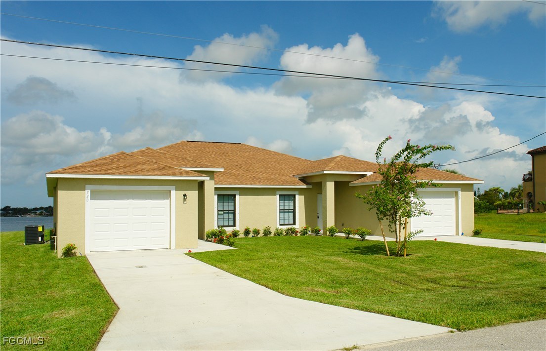 Cape Coral Condo: 528 Southeast 5th Avenue