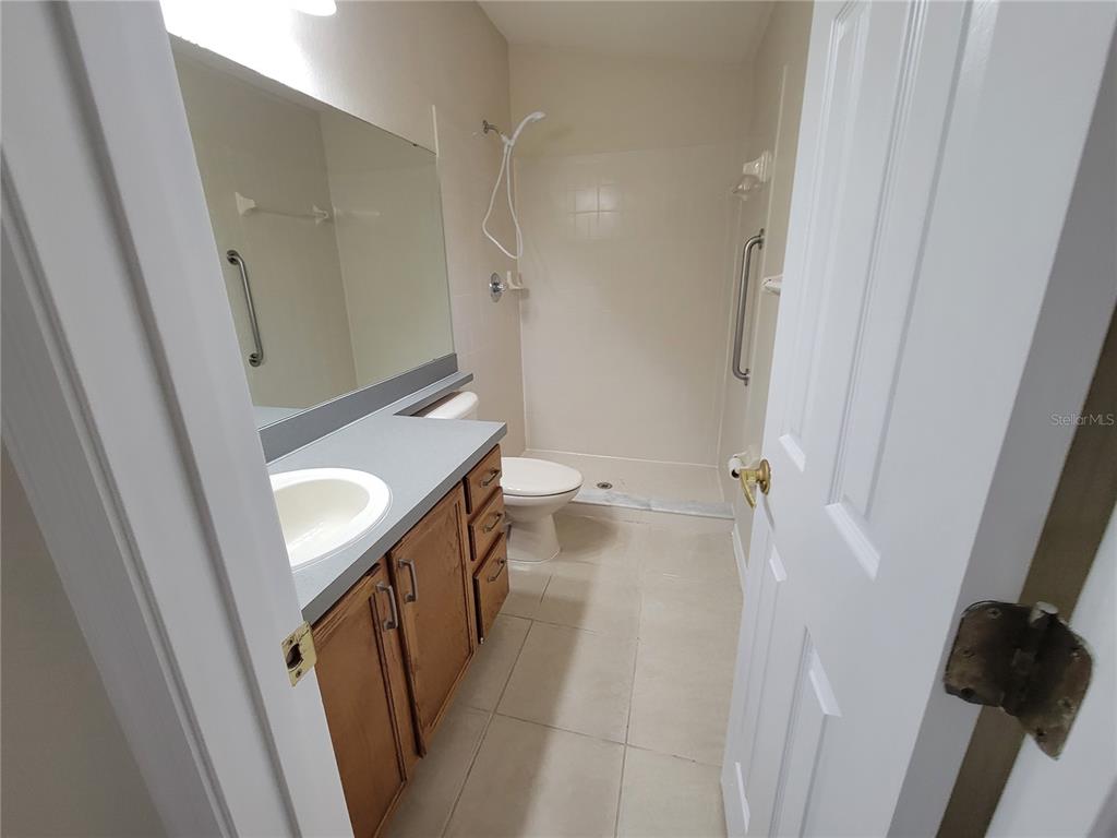 Davenport Condo: 921 Westwinds Drive