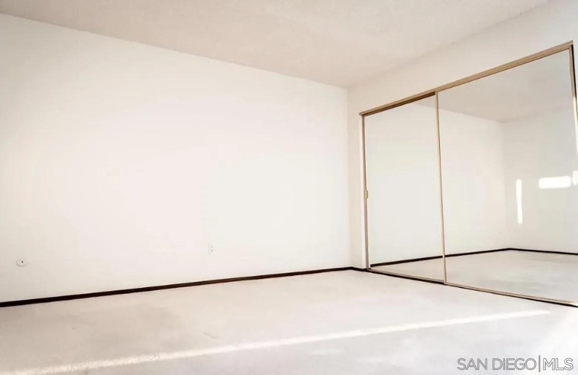 San Diego Condo: 8148 Dicenza Lane