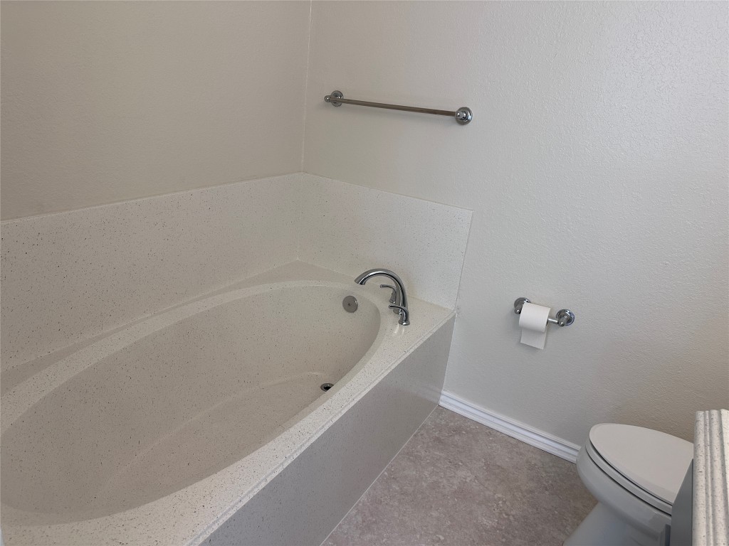 Cedar Creek Condo: 109 Simpson Avenue