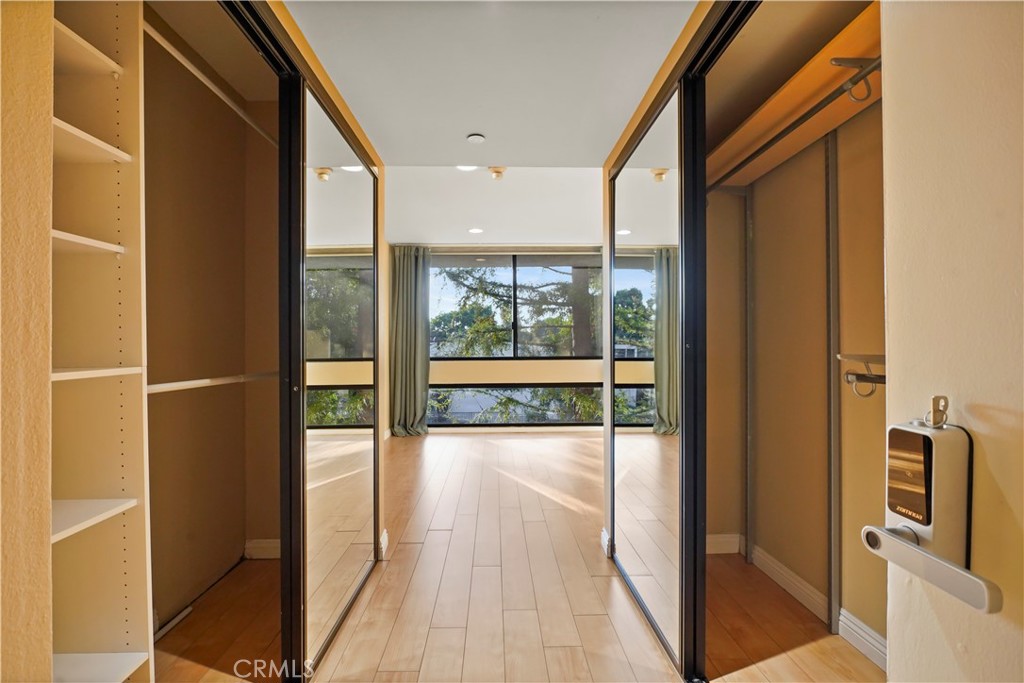 Pasadena Condo: 500 East Del Mar Boulevard