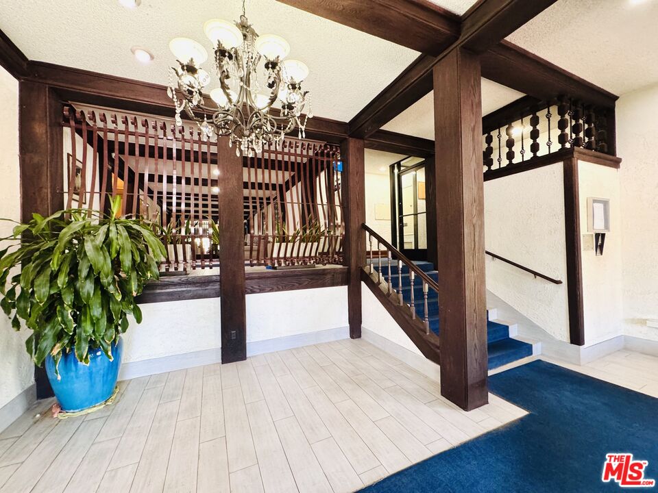 Valley Village Condo: 12830 Burbank Boulevard