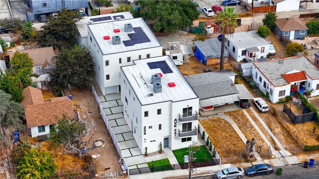 Los Angeles Condo: 257 South Ave 54