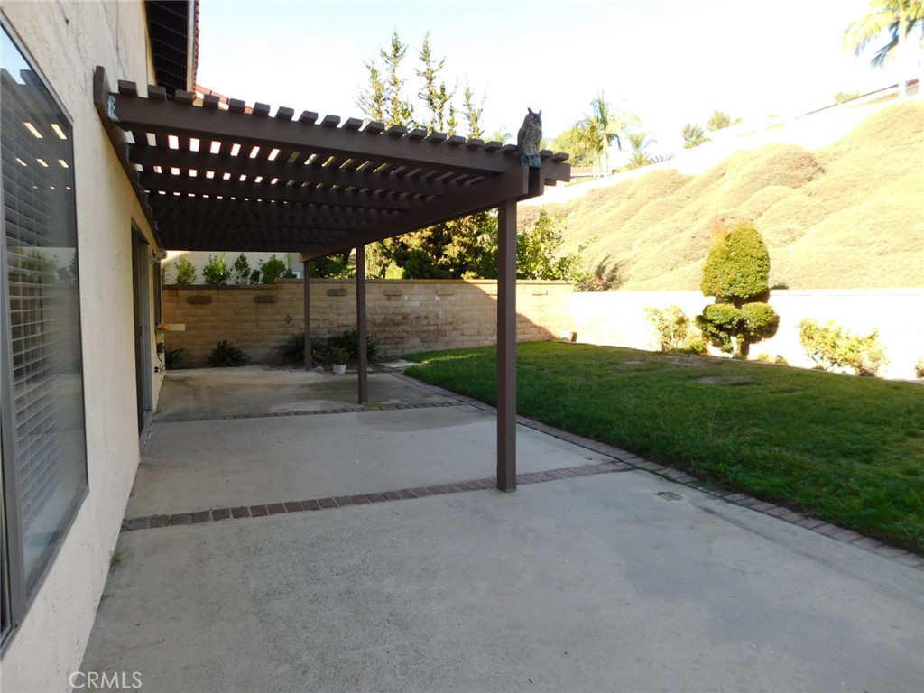 Mission Viejo Condo: 22411 Salmeron