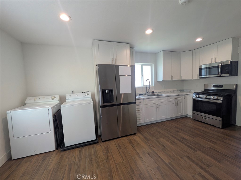 Riverside Condo: 4803 Beatty Drive