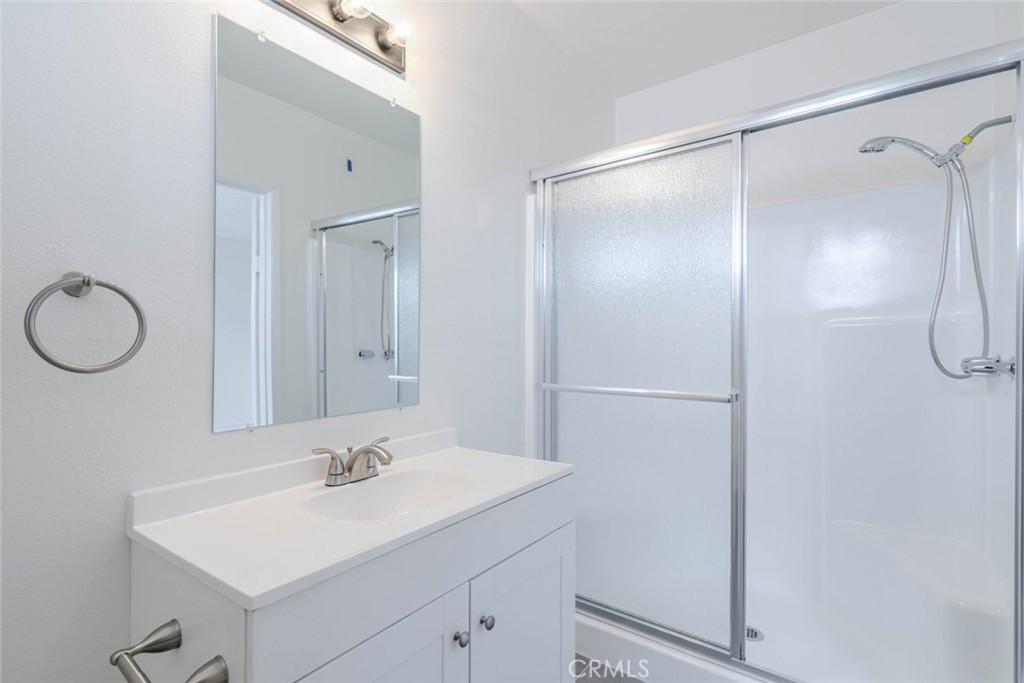 Glendale Condo: 818 East Windsor Road