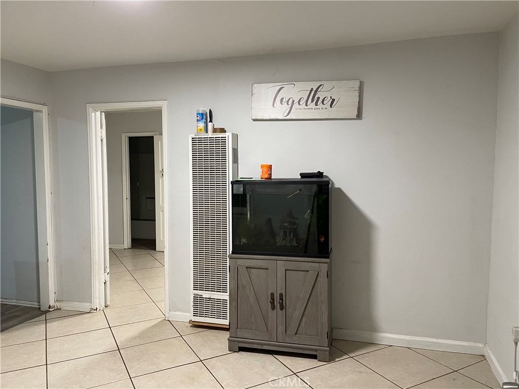 Pomona Condo: 1543 West Orange Grove Avenue