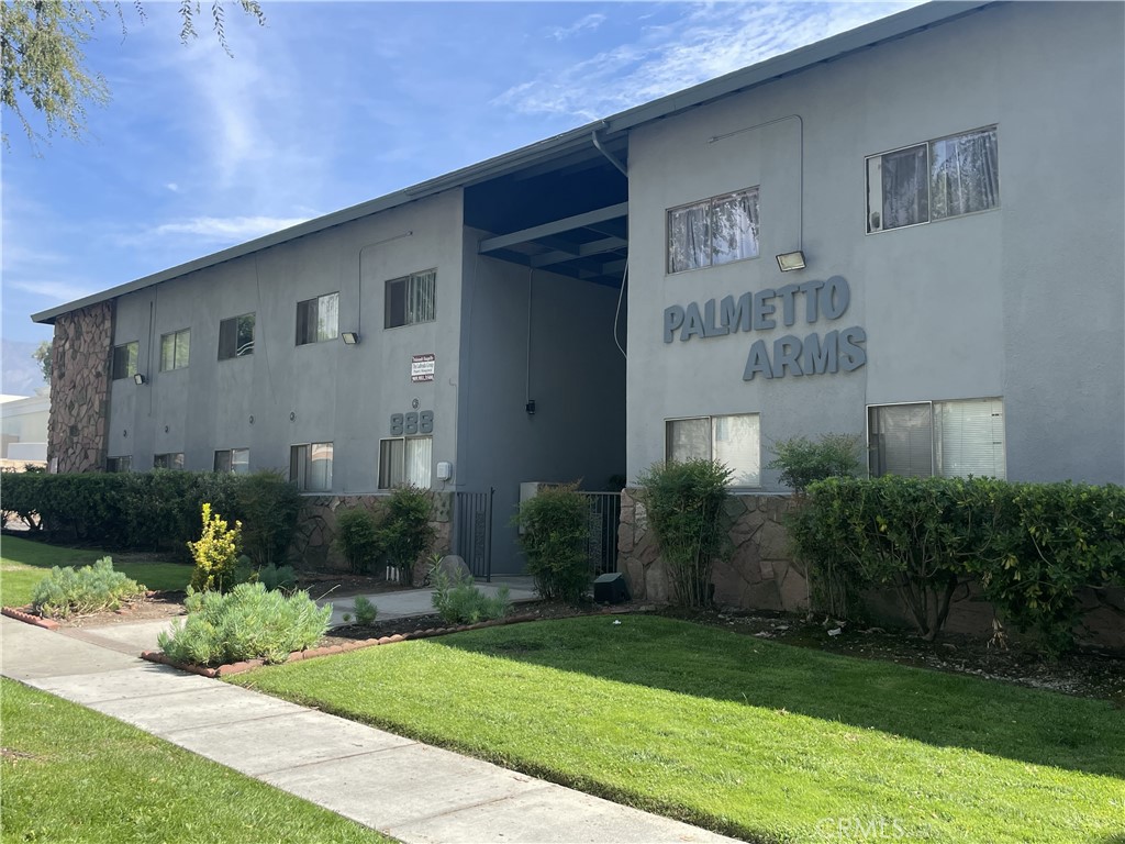 Upland Condo: 888 North Palm Avenue