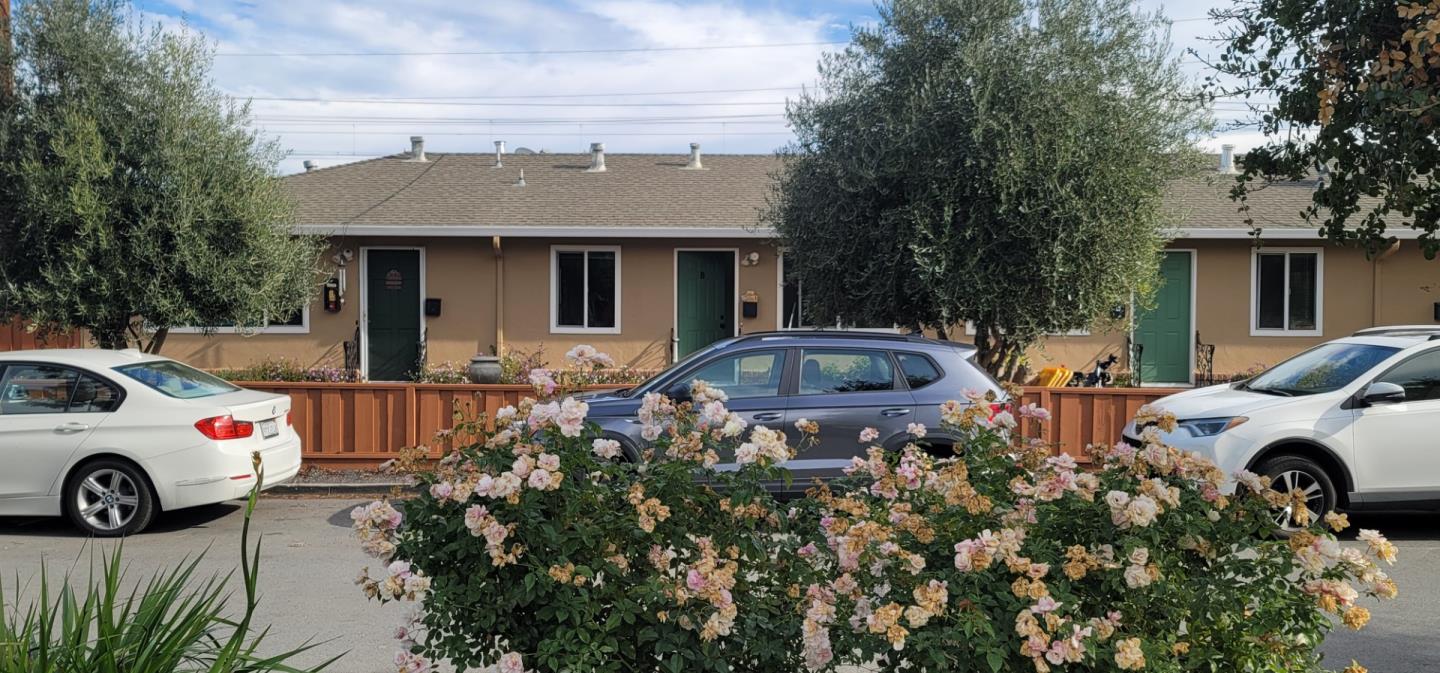 San Mateo Condo: 212 12th Avenue