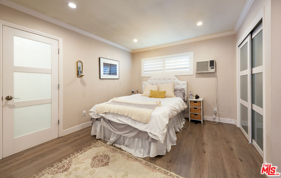 West Hollywood Condo: 938 Palm Avenue