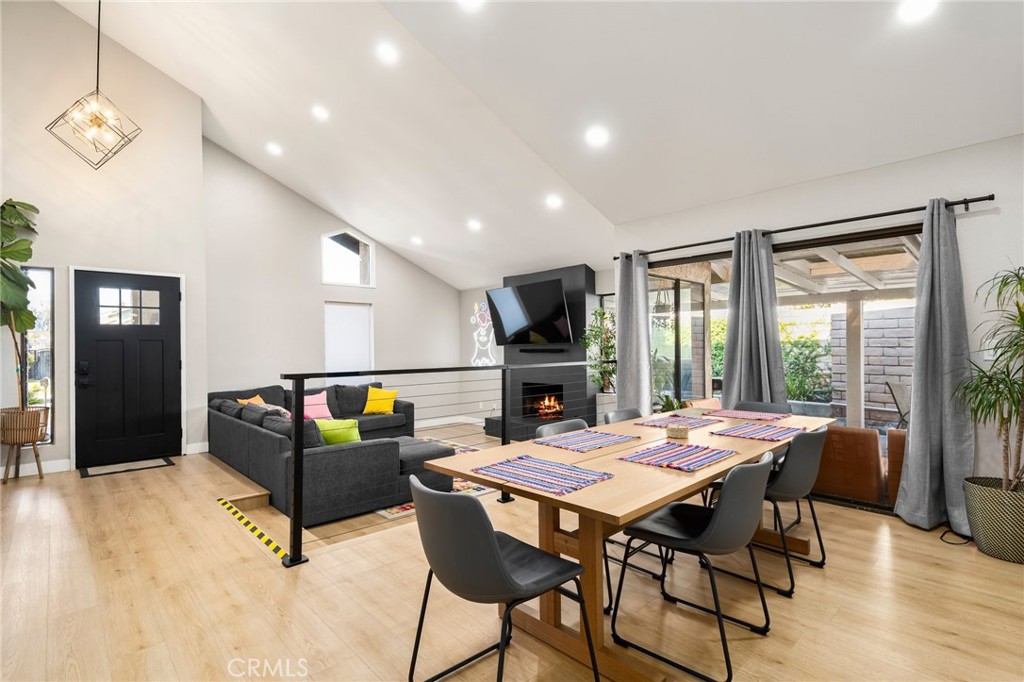 Covina Condo: 1128 Dawn Ridge Way