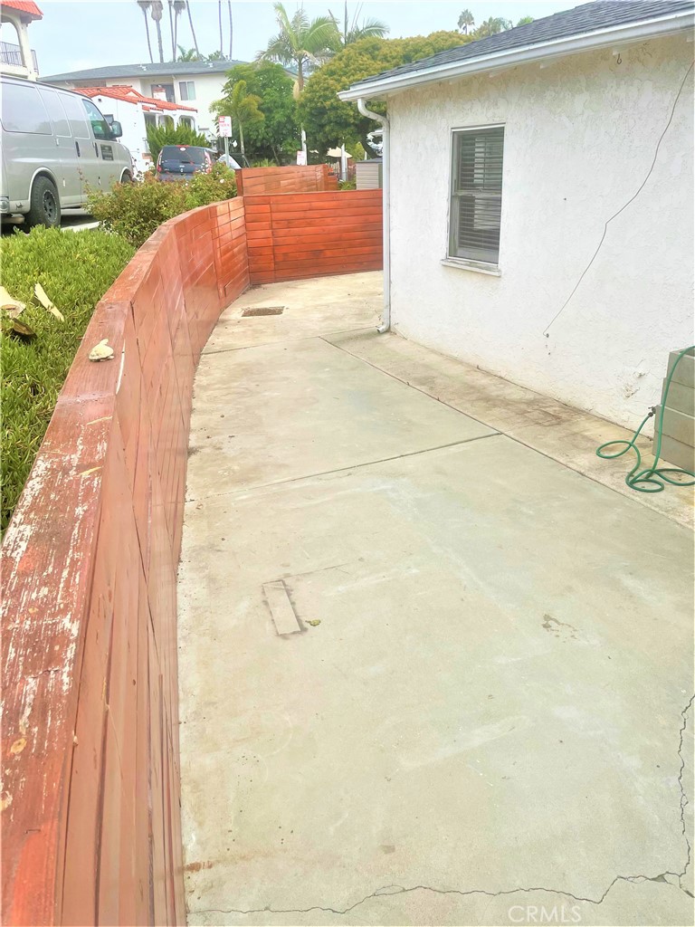 San Clemente Condo: 506 Avenida Victoria