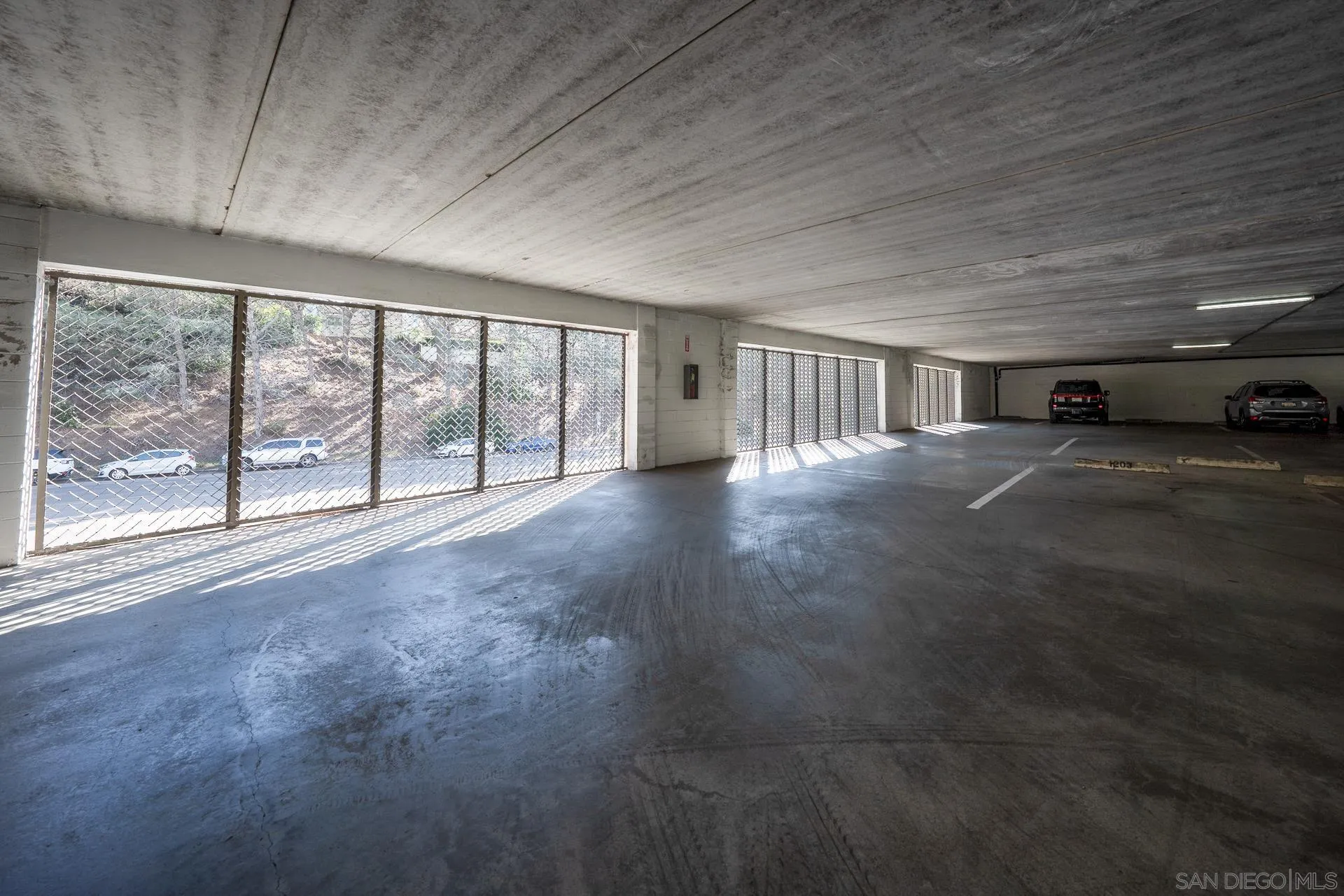 La Jolla Condo: 2500 Torrey Pines