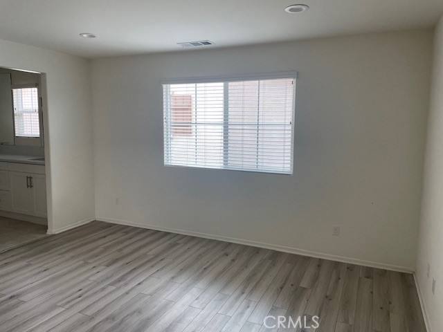 Perris Condo: 130 Citron Court