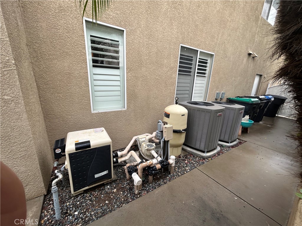 Chino Hills Condo: 17400 E Park