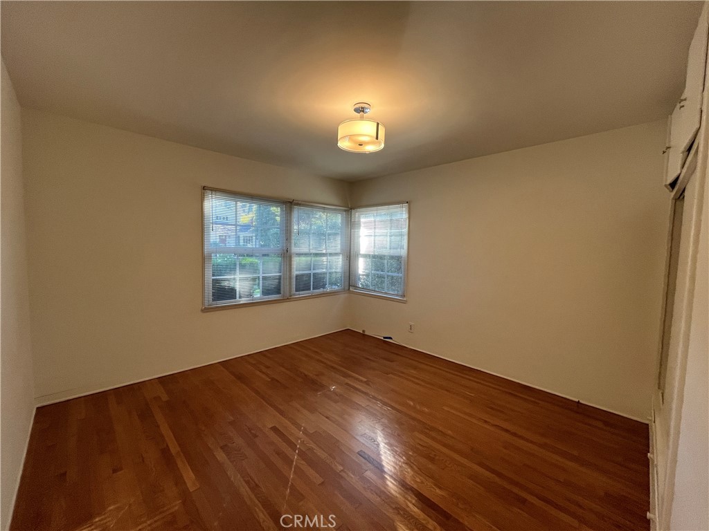 Sherman Oaks Condo: 14433 Greenleaf Street