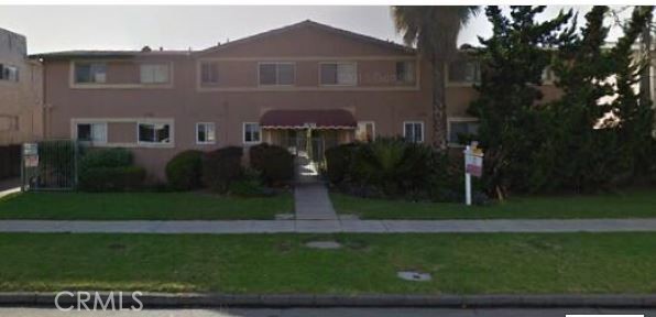 Sherman Oaks Condo: 5051 Woodman Avenue